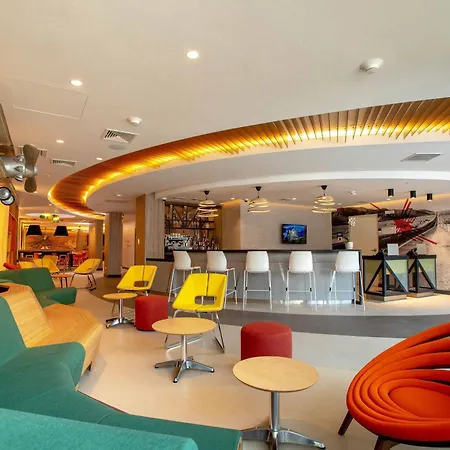 Ibis Styles Lima Benavides Miraflores-3
