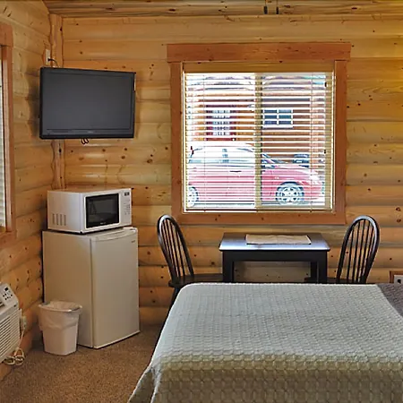 Bryce Country Cabins-2