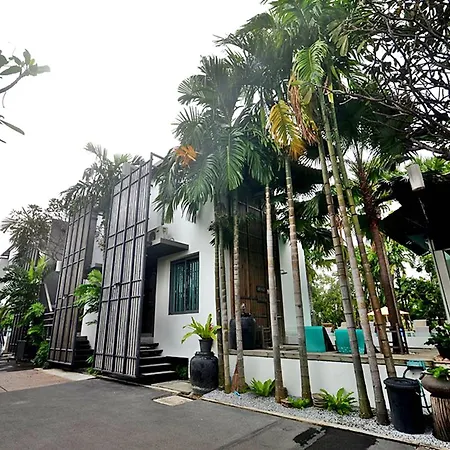 Paragon Inn-2