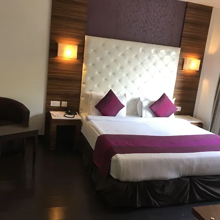 Hotel Ivory 32-2
