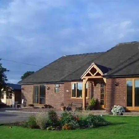 Quixhill - Denstone - Dove Meadow B & B-3