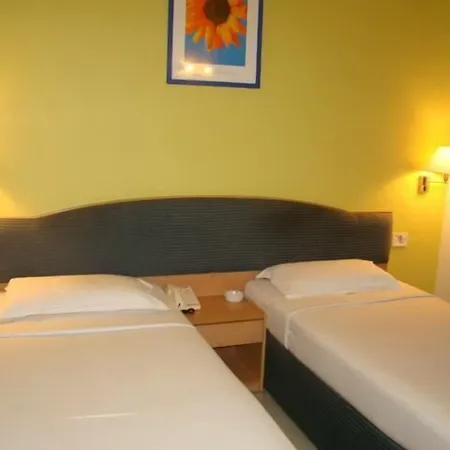 Hotel Oriental Inn-2