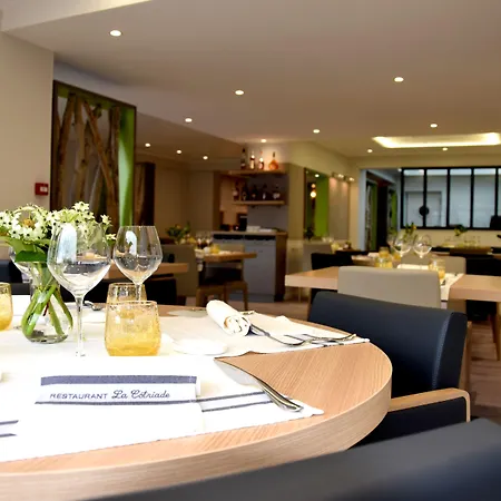 Logis Hotel Du Parc-3