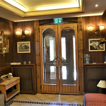 Hotel Serena-2