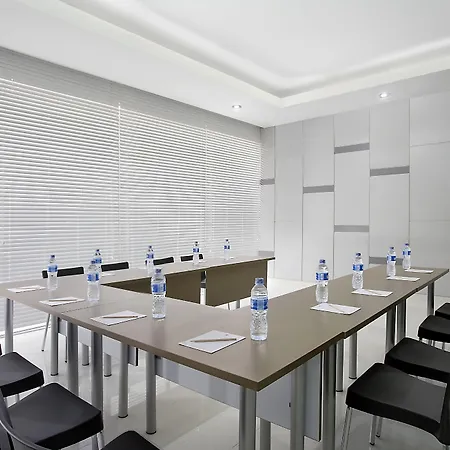 Amaris Hotel Juanda-3