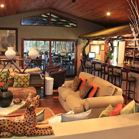 Emdoneni Lodge-3