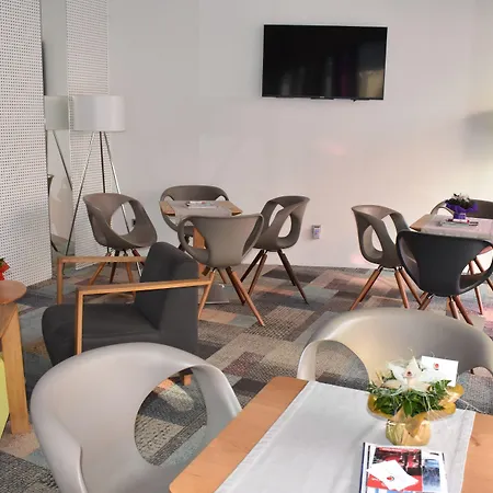 Hotel Cosmopolit-3