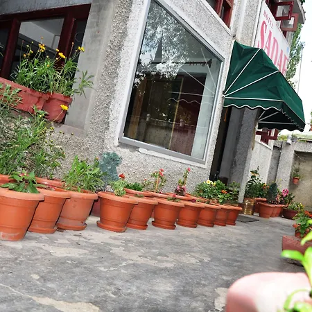 Hotel Sadaf-2