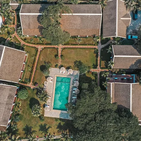 Riverside Boutique Resort, Vang Vieng-3