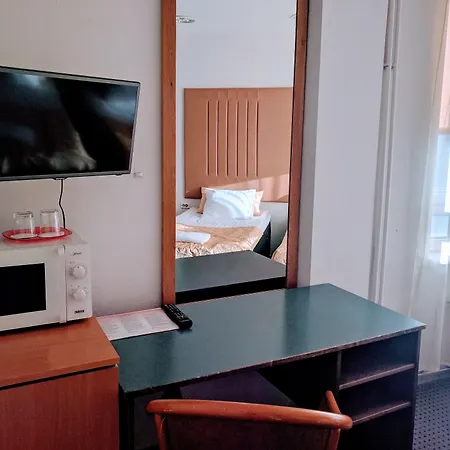 Center Hotel-2
