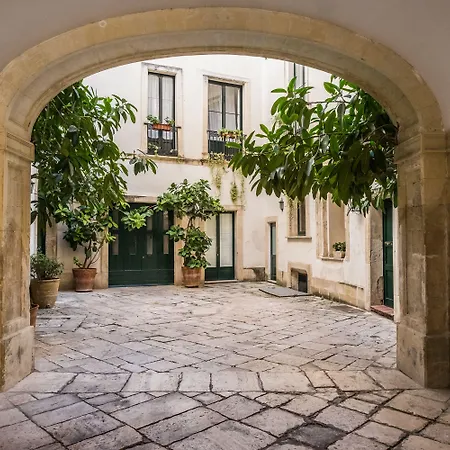 Palazzo Bernardini Suites-2
