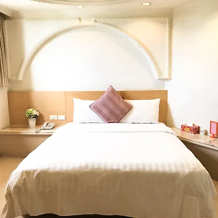 Fu Chang Hotel-2