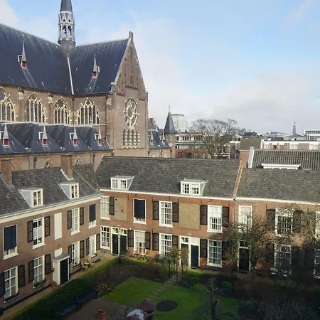 Easyhotel The Hague City Centre-2
