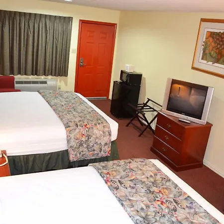 Executive Inn & Suites Magnolia-3