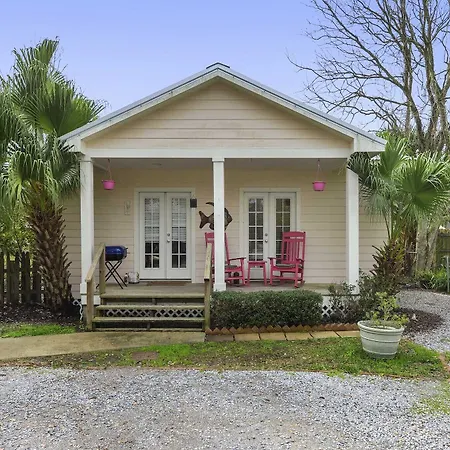 Carroll House Cottages-2