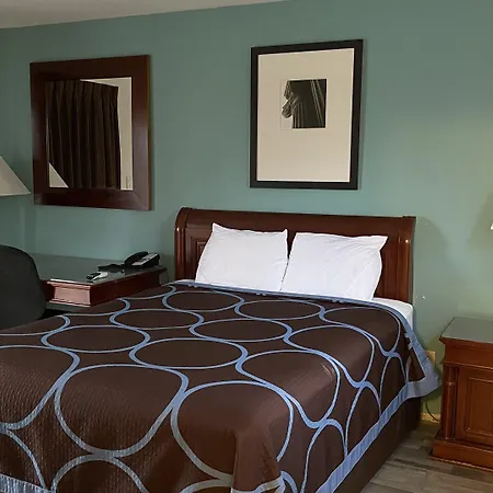 Rodeway Inn Pittsfield-3