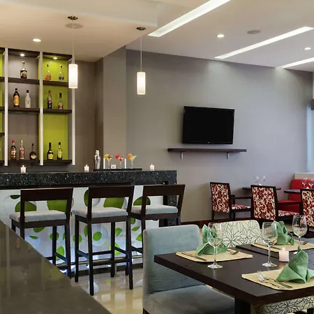 Hilton Garden Inn Queretaro-3