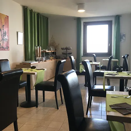 Albergo Luna Di Marzo-3