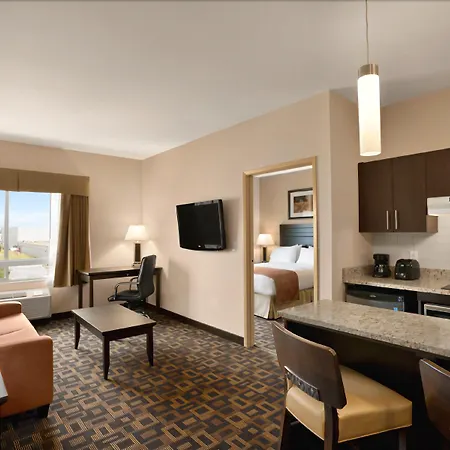 Days Inn & Suites By Wyndham Winnipeg Airport Manitoba-2