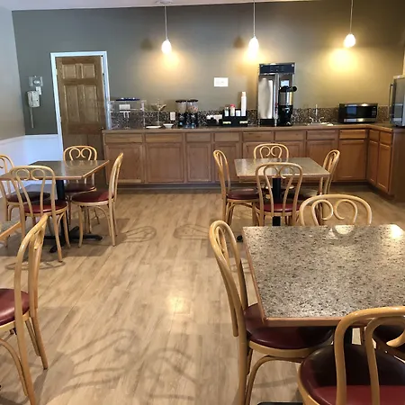 Sky Lodge Inn & Suites - Delavan-2