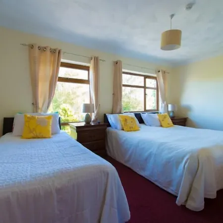 Aisleigh Guest House-2