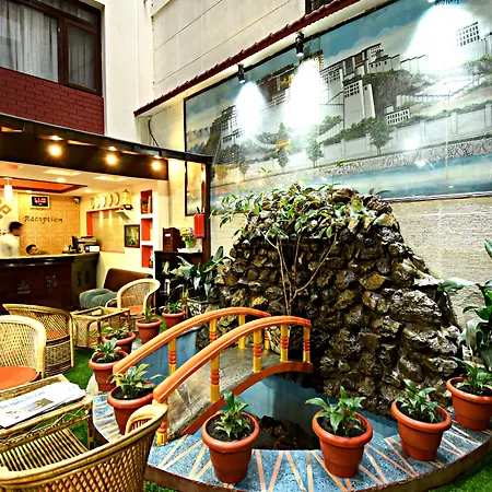 The Hotel Pleasure Home Inn-3