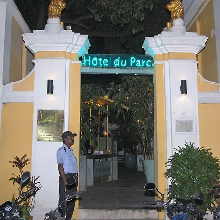 Hotel Du Parc-3