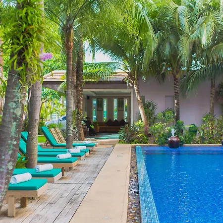 Thanthip Beach Resort Patong-2