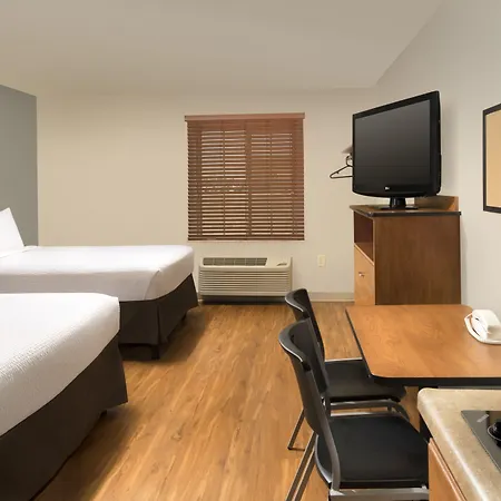Woodspring Suites Odessa-2