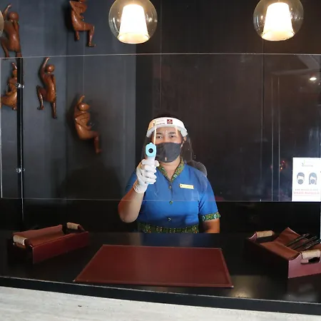 J Hotel Kuta-3