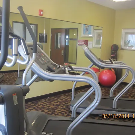 Spark By Hilton Glendive-3