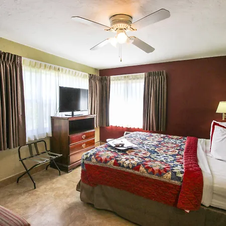 Oceans Beach Resort & Suites-2