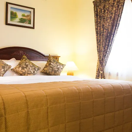 Taz Kamar Family Hotel-2