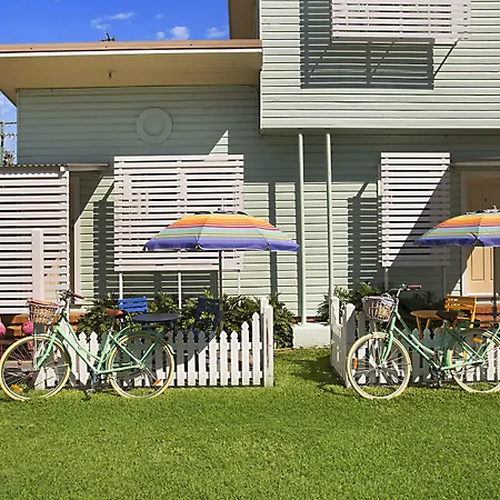 La Costa Beachside Motel-2