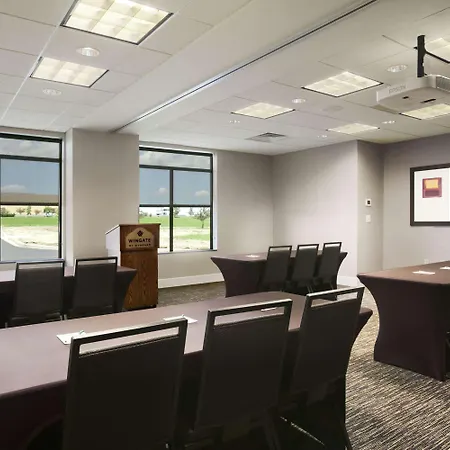 Wingate By Wyndham - Bismarck-3