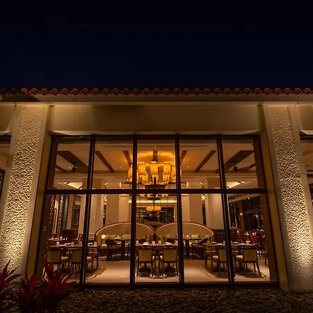 Fusaki Beach Resort Hotel & Villas-2