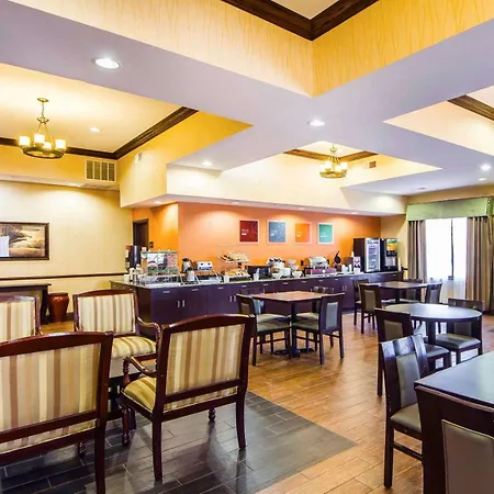 Comfort Inn & Suites Alva-3
