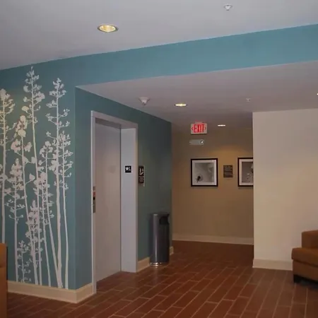 Sleep Inn & Suites Clintwood-2