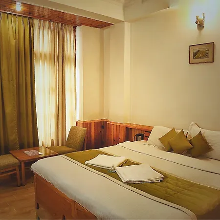 Hotel Snow View Manali-2