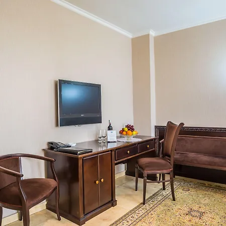 Royal Petrol Hotel-2