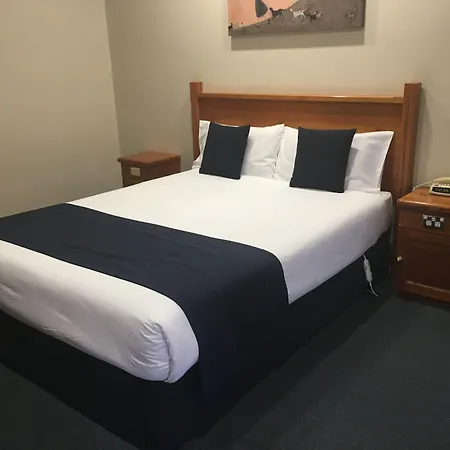Breakout Motor Inn-2
