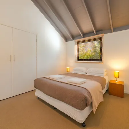 Southern Ocean Villas-3