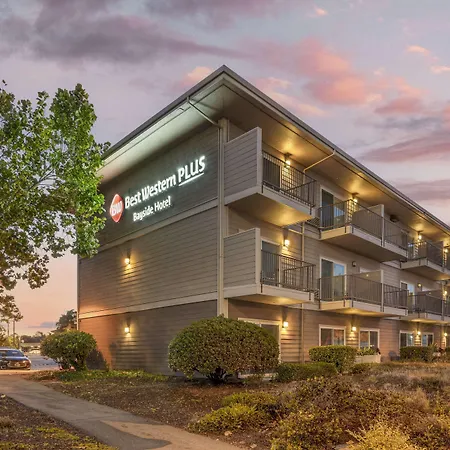 Best Western Plus Bayside Hotel-3