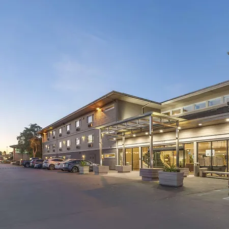 Best Western Plus Bayside Hotel-2