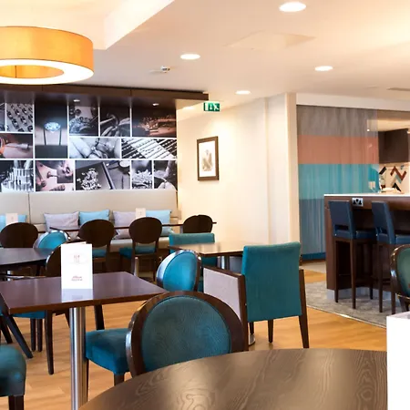 Hampton By Hilton Birmingham Jewellery Quarter-3