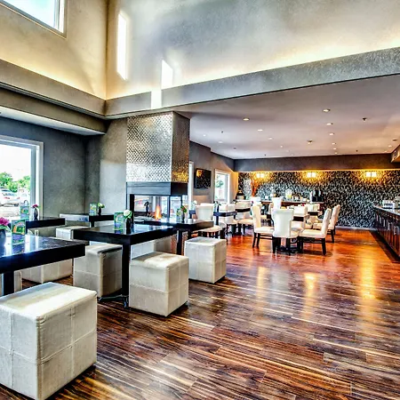 Home Inn & Suites Yorkton-2