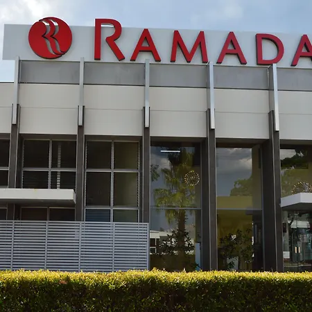 Ramada Hotel & Suites By Wyndham Cabramatta-3