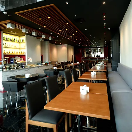 Ramada Encore By Wyndham Izmir-3