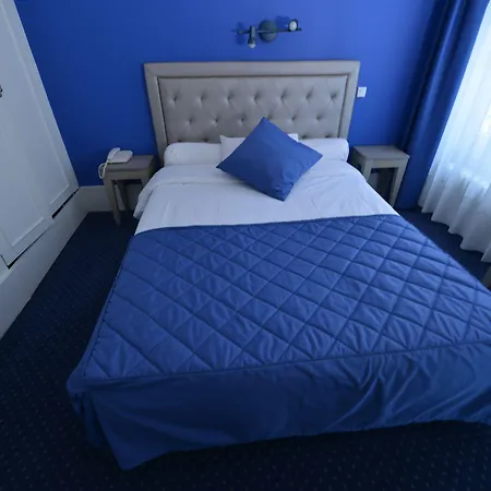 Royal Hotel Versailles-3