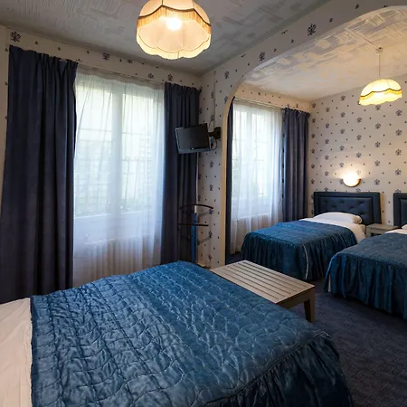 Royal Hotel Versailles-3